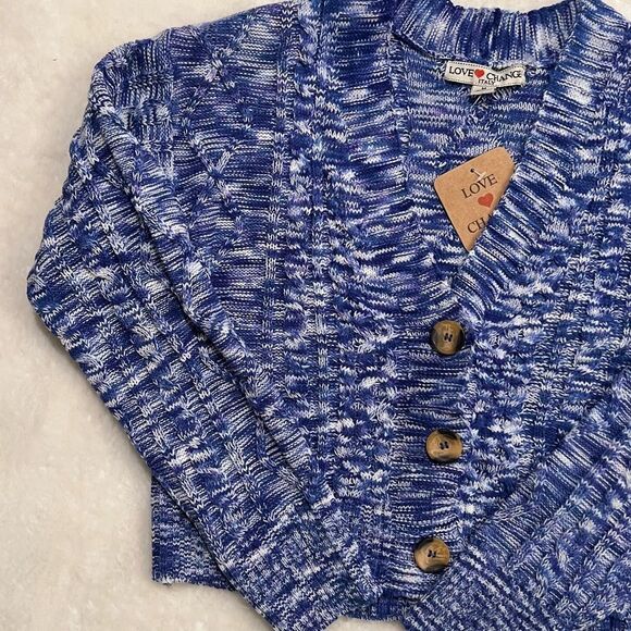 Love Change Italy Cropped Sweater - Picture 3 of 6